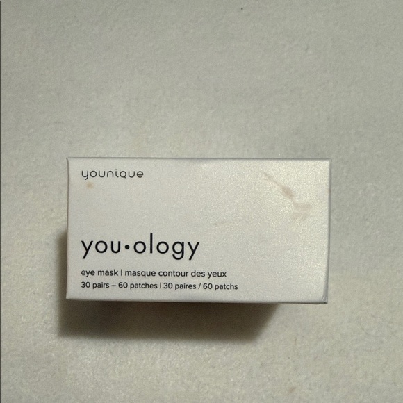 Younique Youology Eye Mask in White Box